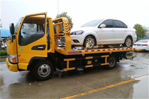 城中附近拖车救援24小时服务热线